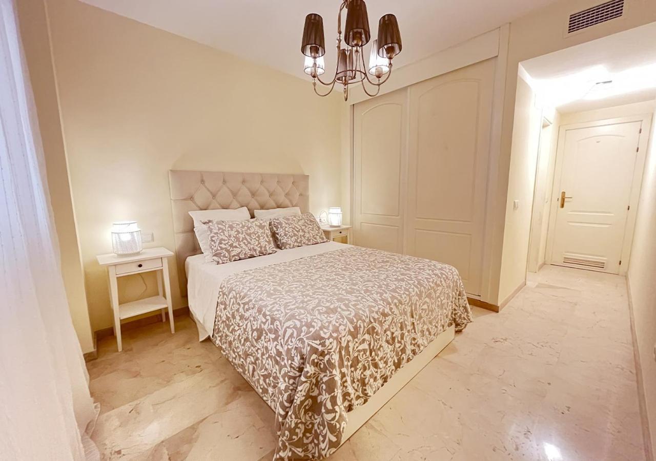 Apartamento Primera Linea Estepona By Isa Hoteles Exterior photo